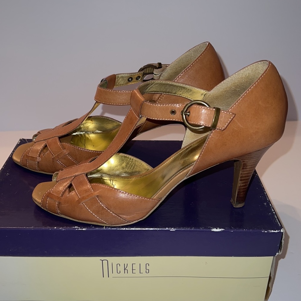 Womens size 91/2 heel tan leather heel by Nickels - Picture 2 of 4